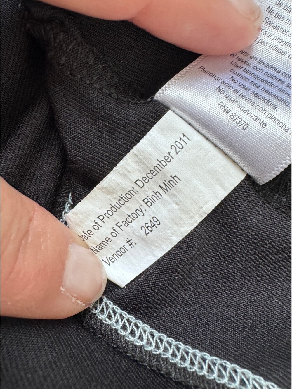 Alo Yoga Performance Athletic Shirt Black Contrast Stitch Womens XS Y2K Workout - Picture 6 of 7